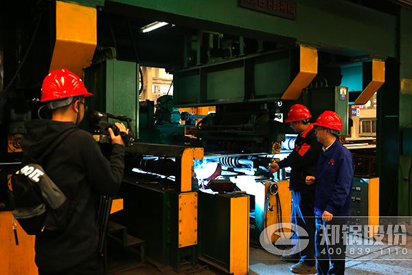 欧博abg股份手艺总监贾金岭接受郑州电视台采访