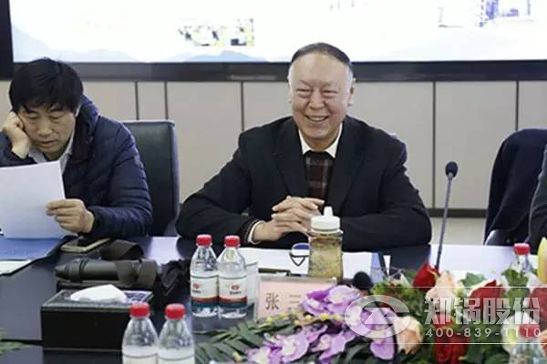 欧博abg股份焊接手艺巨匠事情室项目迎接市级评审